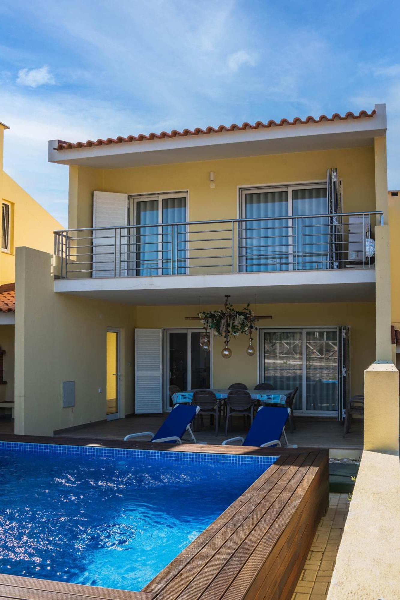 Resort Holidays נאזרה מראה חיצוני תמונה